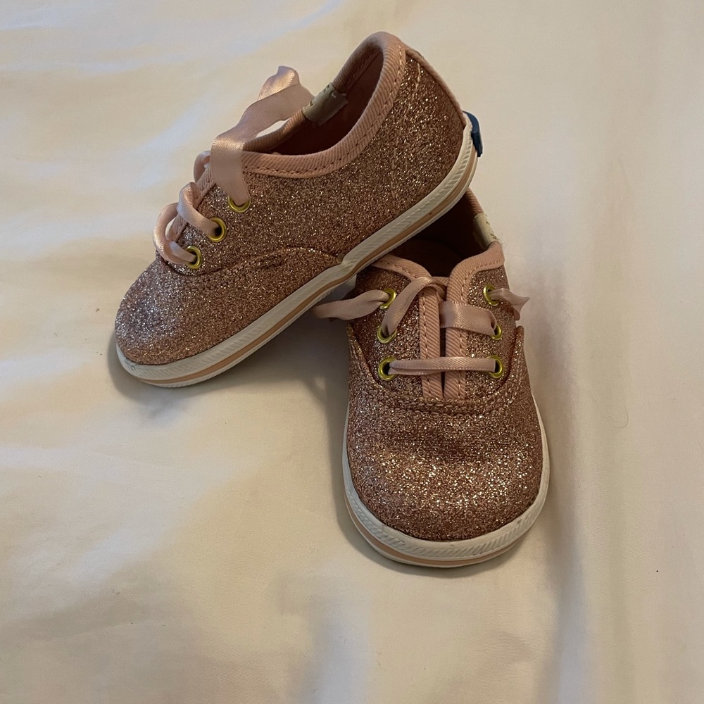 Kate Spade keds- rose gold sz4